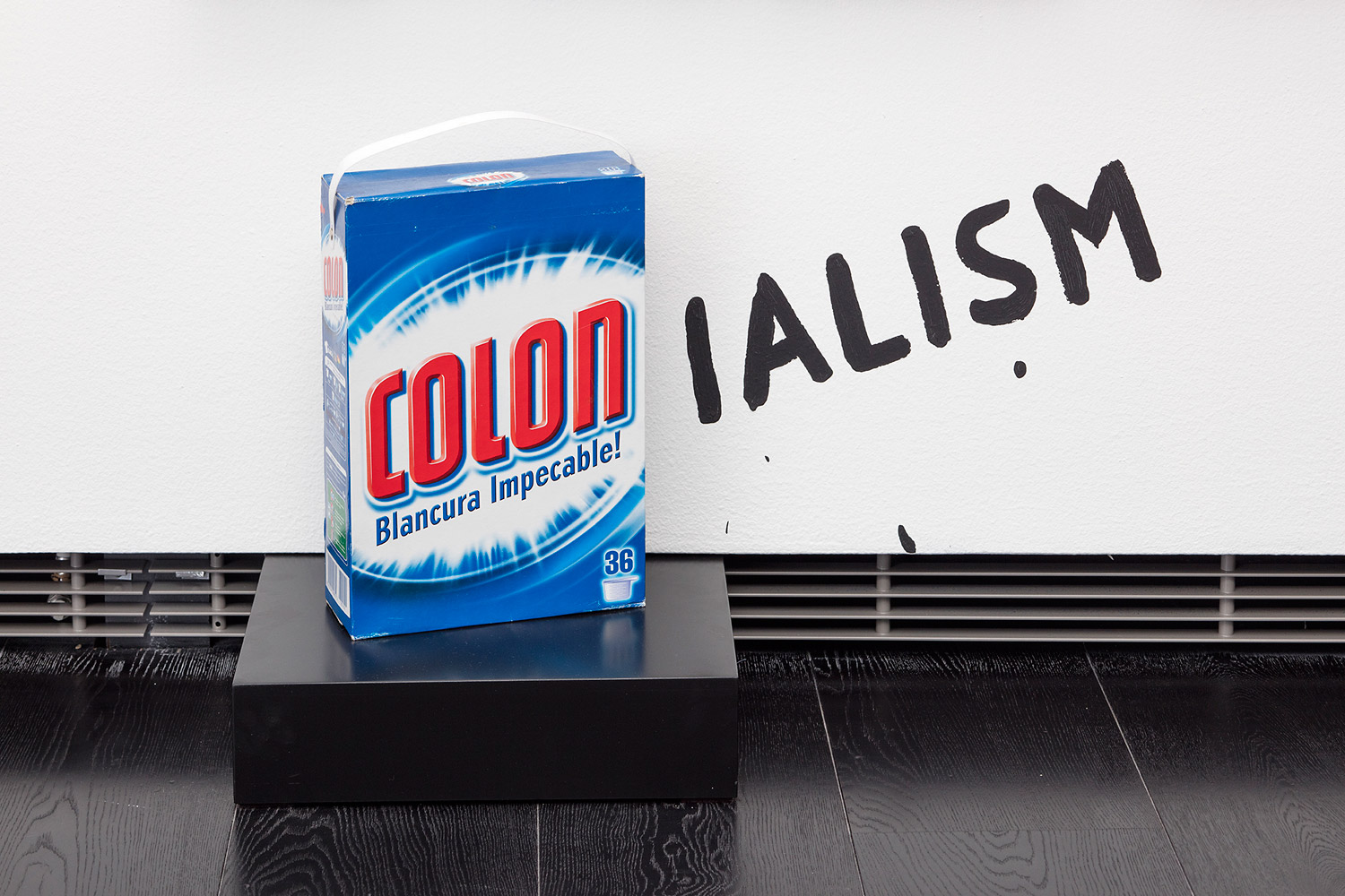 Riiko Sakkinen | Installation Views | Closing Borders