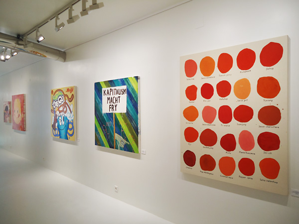 Riiko Sakkinen | Installation Views | Respetando los derechos humanos nunca saldremos de la crisis