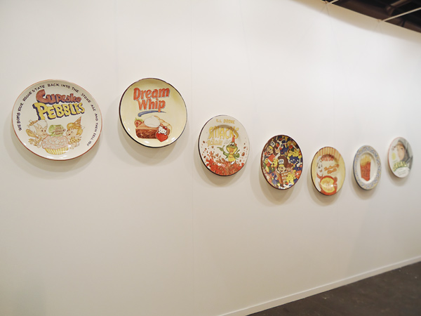 Riiko Sakkinen | Installation Views | Escribid a Pap Noel y pedid trabajo