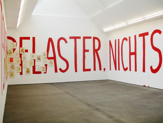 Riiko Sakkinen | Installation Views | Consommateur, applaudis, le spectacle est partout