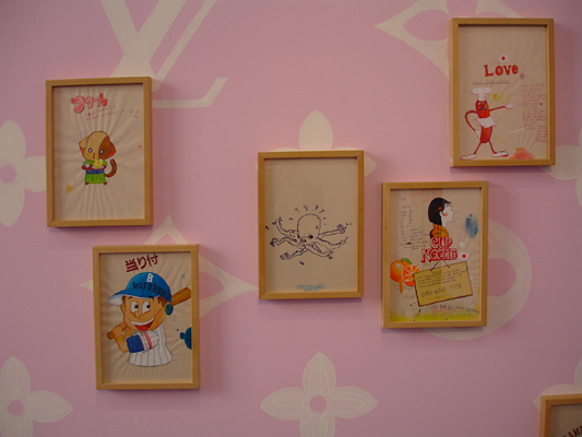 Riiko Sakkinen | Installation Views | Let's Happy Life - Sparkling Girl Brings about a Revolution